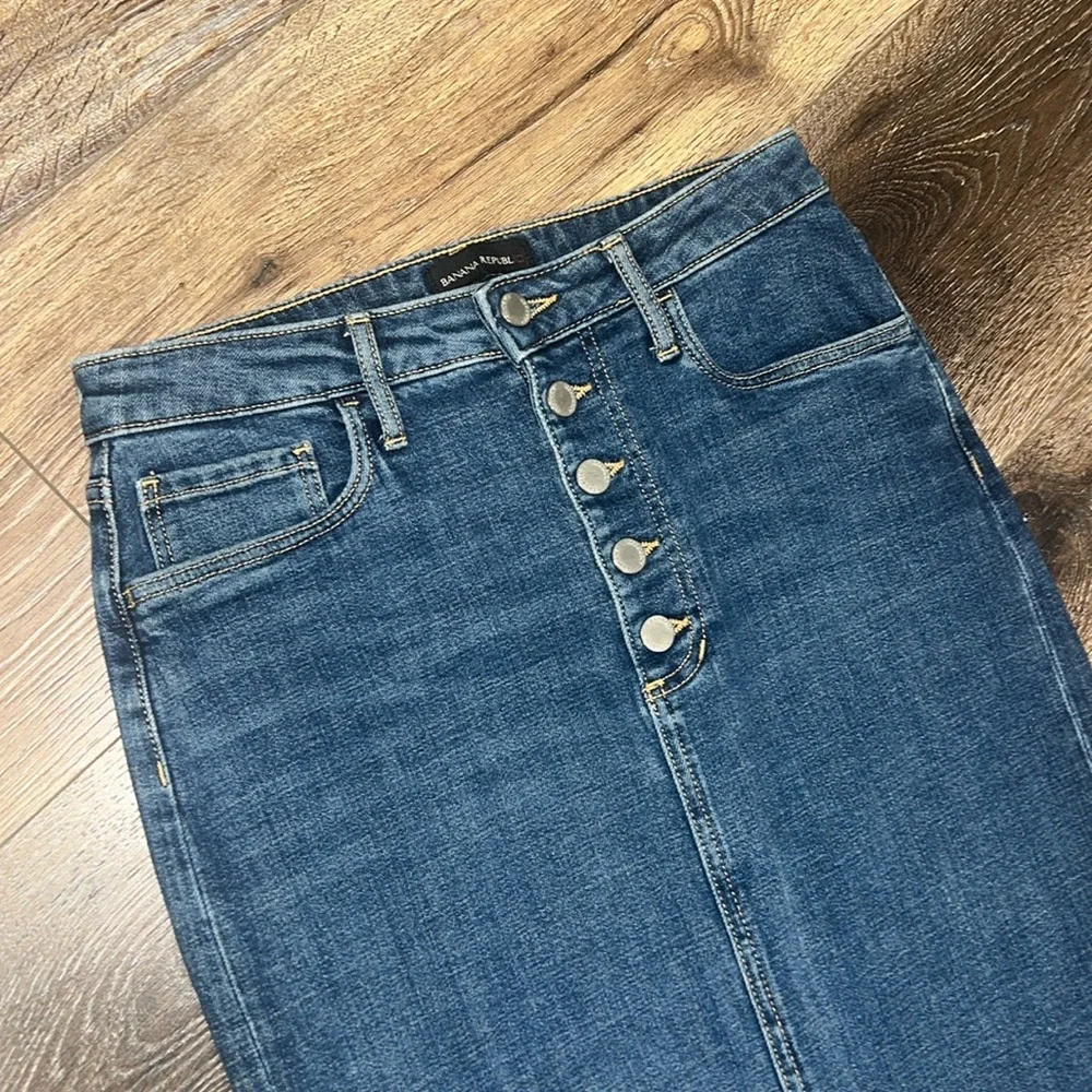 Banana Republic Womens Button Fly Denim Pencil Skirt 💙